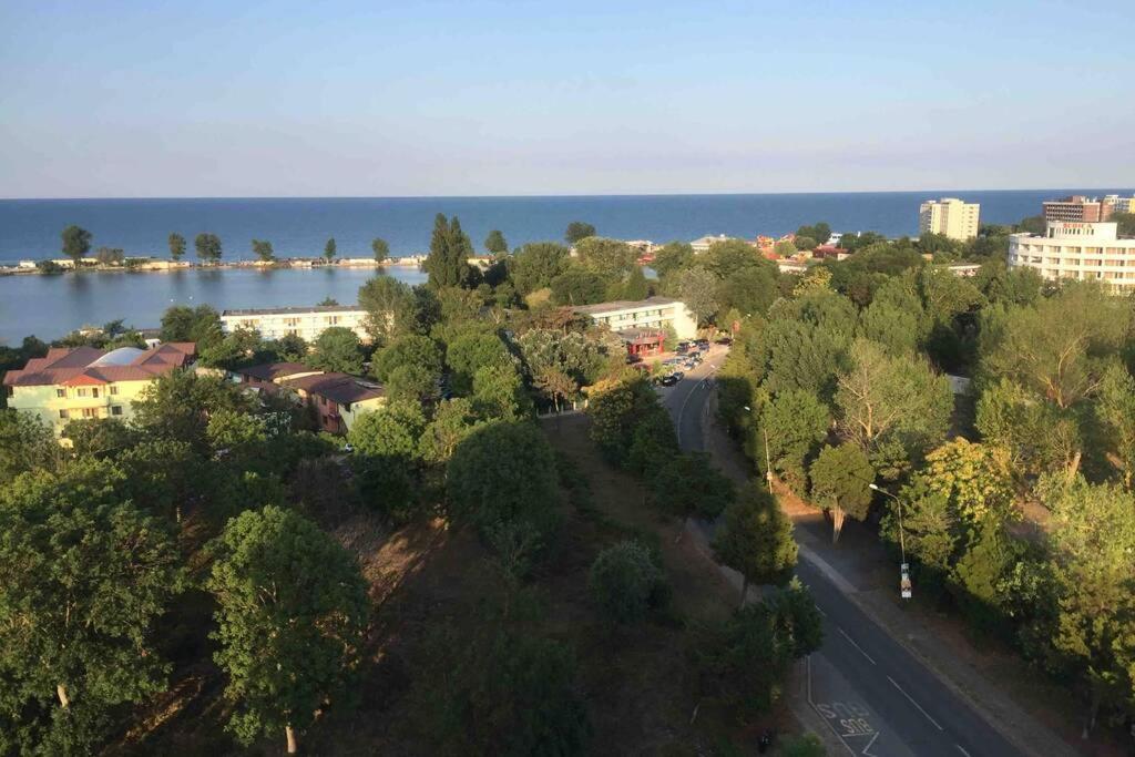 Neptun Home With Sea View Экстерьер фото